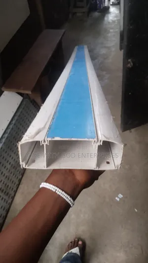 Three (3) Compartment Trunking