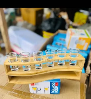 Shot Holder With 6 Shot Cup