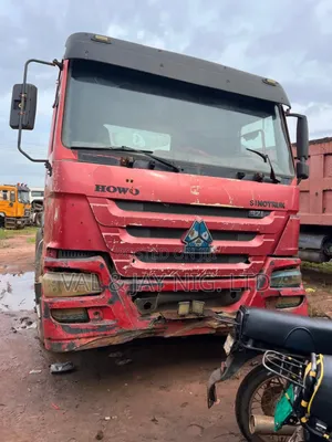 Howo Truck Head - Double Axle