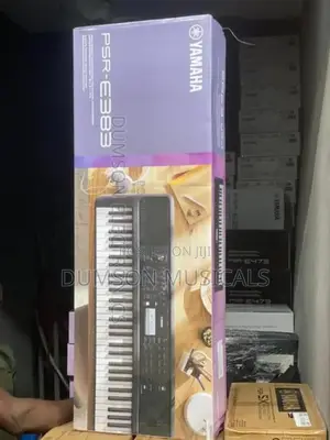 PSR E383 Yamaha Keyboard