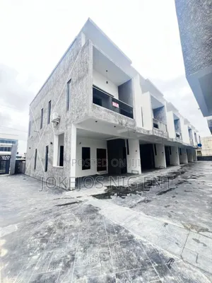4bdrm Townhouse/Terrace in Ikota Gra for sale