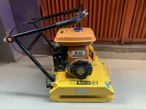 C90 Plate Compactor With Robin Engine