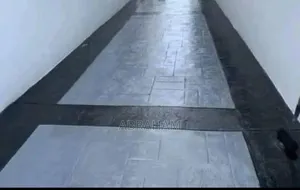 Solid Increte Concrete Floor and Walls
