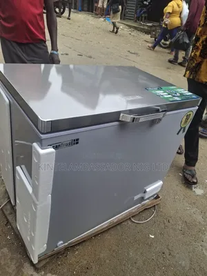 Scanfrost  250 L Inverter Freezer