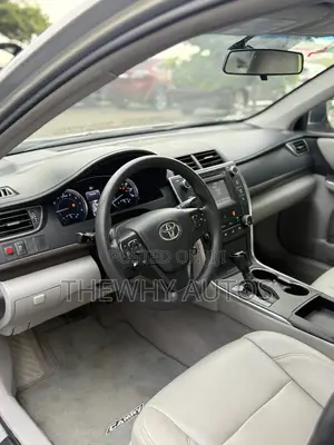 Toyota Camry LE 4dr Sedan (2.5L 4cyl 6A) 2016 Silver