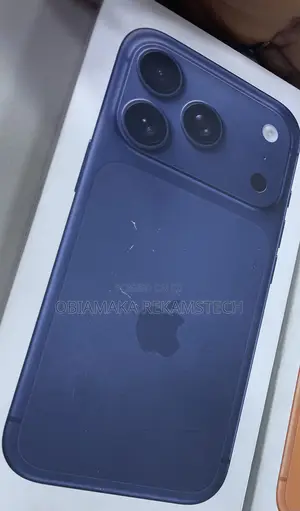 New Apple iPhone 17 256 GB