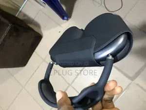 Maximum Precision: Apple Airpodmax: Used(Black)