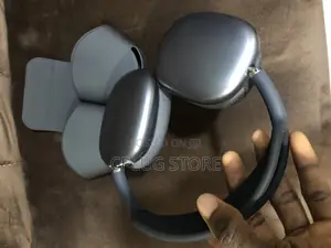The Black Beast: Apple Original Airpodmax: Used