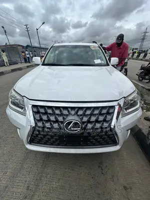 Lexus GX 460 Luxury 2016 White