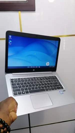 Laptop HP EliteBook 1040 G3 1GB Intel Core i7 SSD 256GB