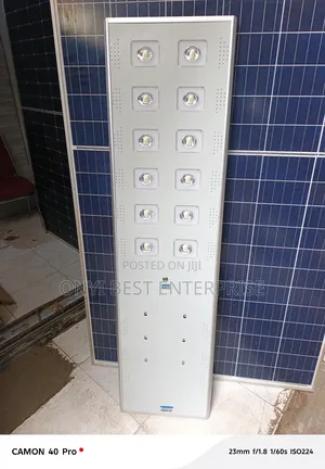 Wakatek Solar Streets Light All in One 120watts No1