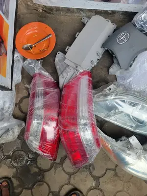 Toyota Camry 07 Model the Two Back Light Orange One