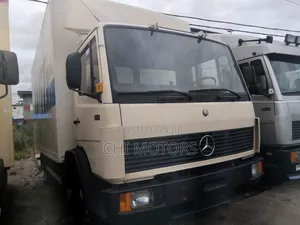 Mercede 814 Gold Colour 16fit