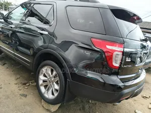 Ford Explorer Limited 4dr 4x4 (3.5L 6cyl 6A) 2013 Black