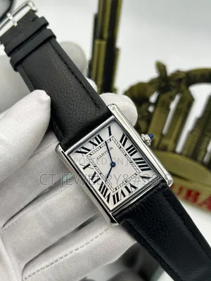 10 Classic Luxury Tank Cartier Wristwatch Original Leather Strap