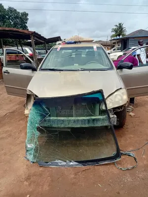 Toyota Corolla 2006 Windscreen Glass Available