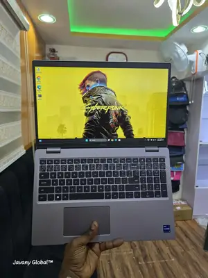Laptop Dell Latitude 5530 16GB Intel Core I7 SSD 512GB