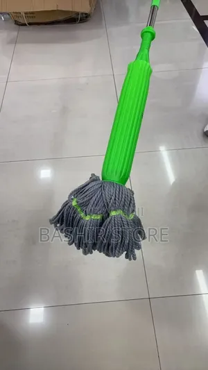Self-Wringing Twist Mop.