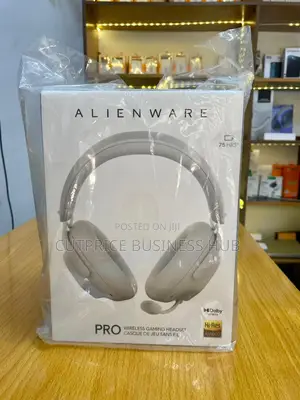Alienware Pro Wireless Gaming Headset Bluetooth 5.3 Fast Charge 24hrs