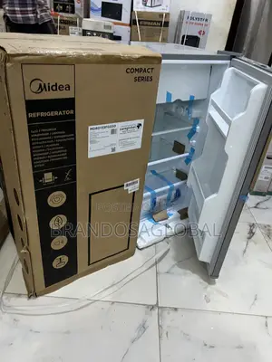 Midea 90l Refrigerator Mdrd133fgg50 – Compact for Tight Spaces