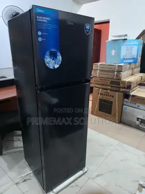 The Midea 266l Double Door Fridge Is a Smart Buy