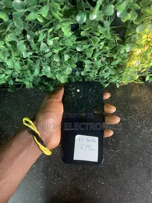 Apple iPhone 12 64 GB Black
