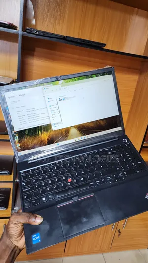 Laptop Lenovo Thinkpad E15 16GB Intel Core I5 SSD 256GB