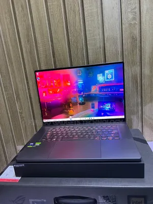Laptop Asus ROG Zephyrus G16 16GB Intel Core Ultra 9 SSD 1T