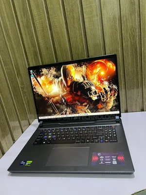 Laptop MSI Vector 17 HX AI A2XWJG 32GB Intel Core I9 SSD 1T