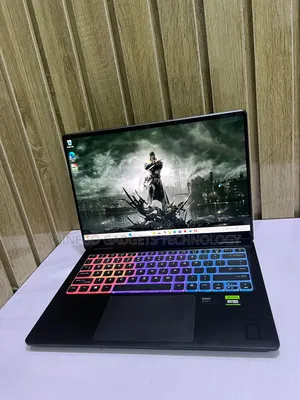 Laptop HP Omen Transcend 14-Fb0023dx 32GB Intel Core Ultra 9 SSD 2T