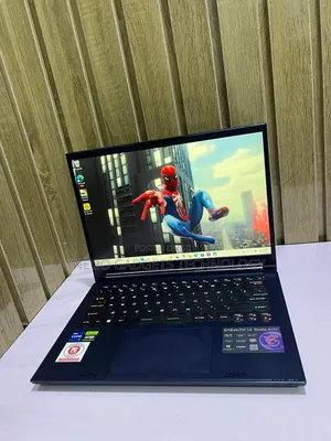 Laptop MSI Stealth 14 Studio A13VF 16GB Intel Core I7 SSD 1T