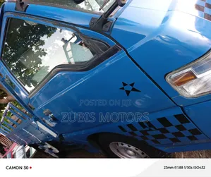 Mitsubishi Delica 2007 Blue