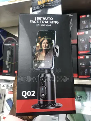 Q02 360 Auto Face Tracking Phone Holder/Selfie Stick