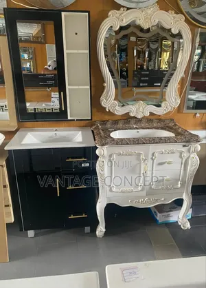 Cabinet Basin With Mirror