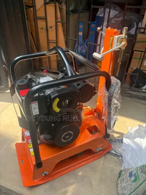 Strong C180 Plate Compactor Machine Reversible Diesel Engine