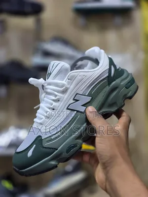 High Quality New Balance Sneakers
