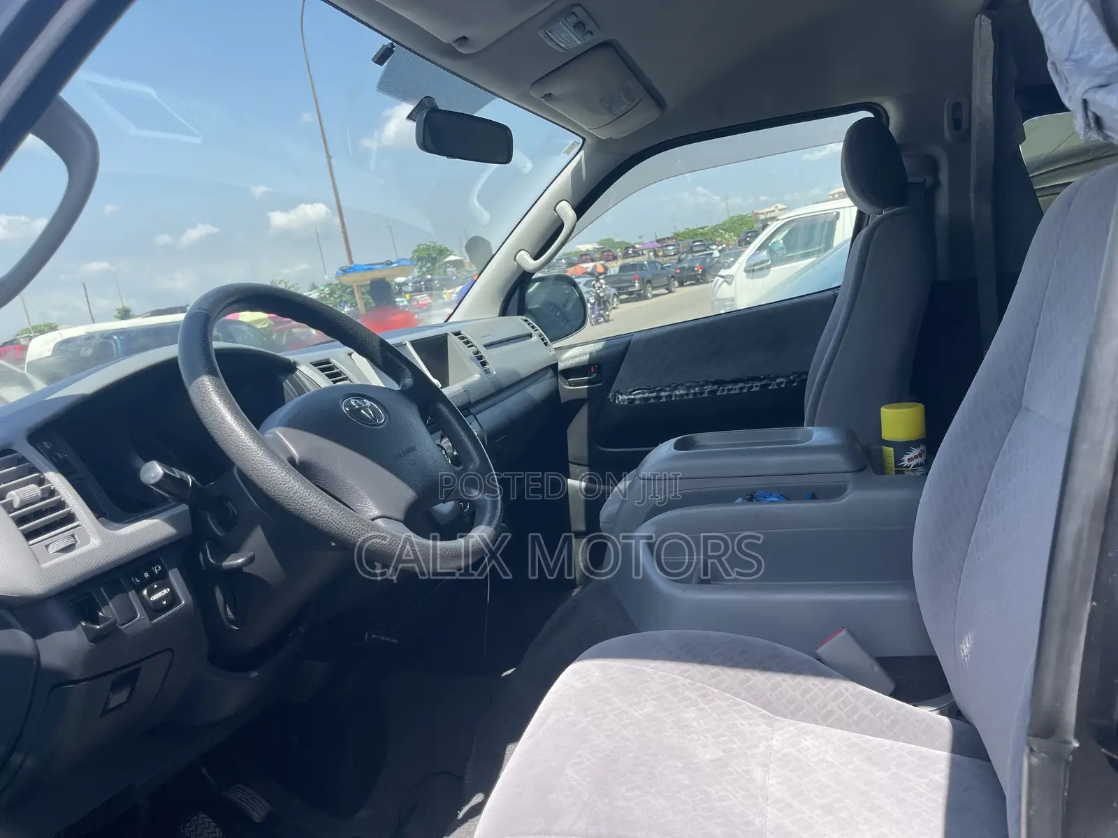 Toyota HiAce 2017 Grey