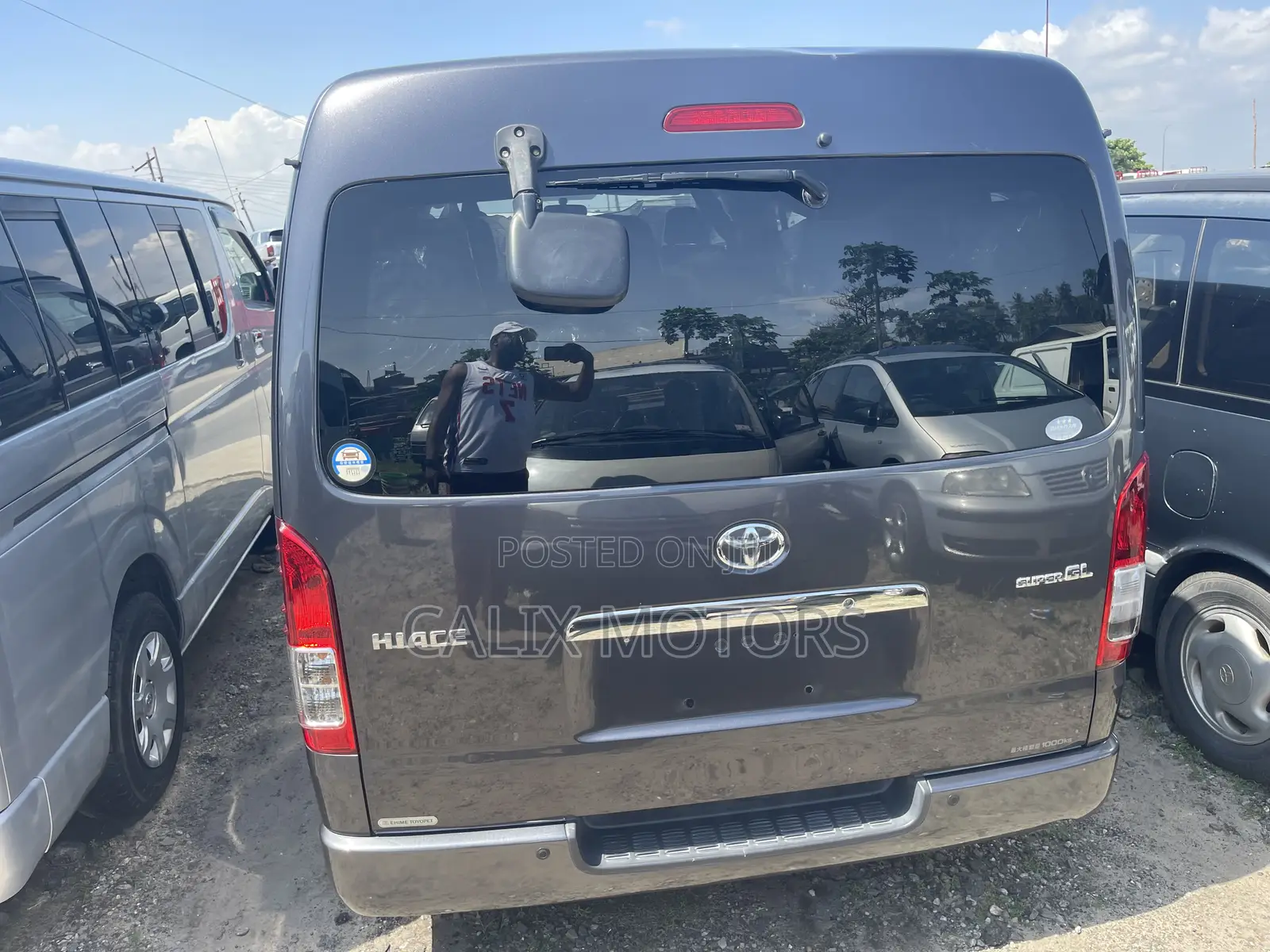 Toyota HiAce 2017 Grey