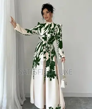 Ladies Classic Glam Outfit