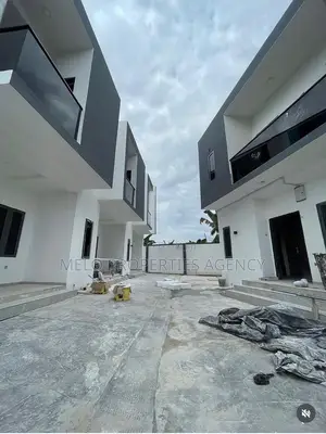2bdrm Duplex in Rumuosi East West for sale