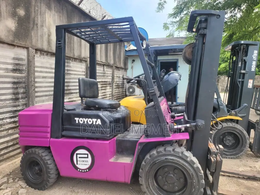 3 Tons Toyota Forklift