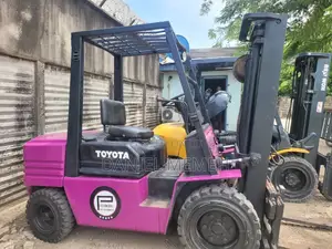 3 Tons Toyota Forklift