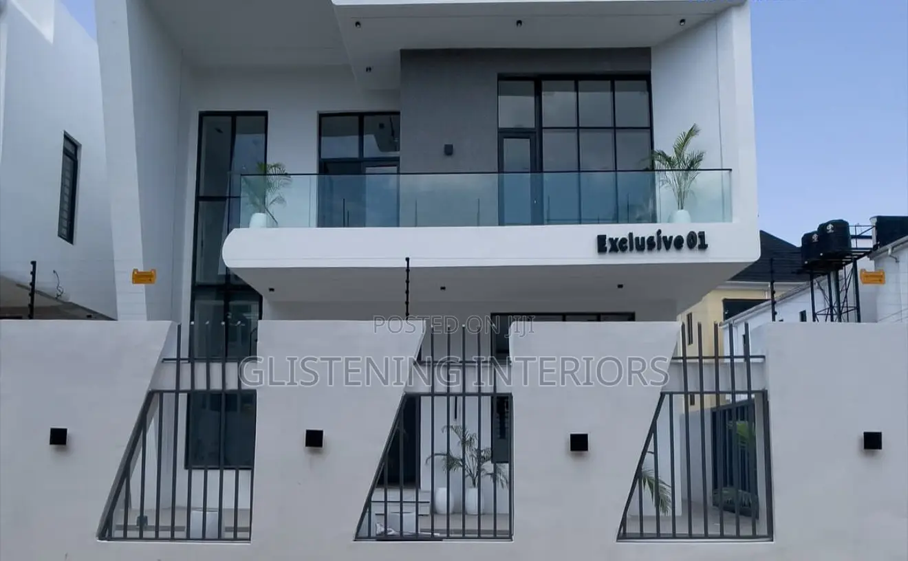 Balcony Frameless 10mm Plain Glass