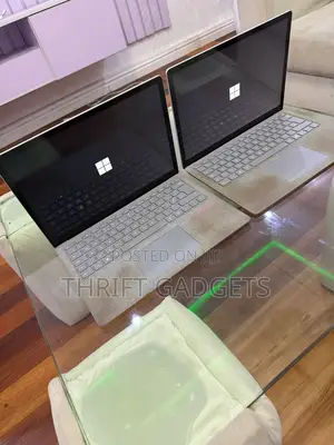 Laptop Microsoft Surface Laptop 8GB Intel Core i5 SSD 128GB