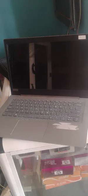 Laptop Lenovo IdeaPad 120S 4GB Intel Celeron SSD 72GB