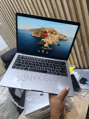 Laptop Apple MacBook 256GB Intel Core I5 SSD 16 GB