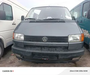 Volkswagen Transporter 2005 Grey