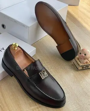 Givenchy Loafers – Sophistication in Every Step