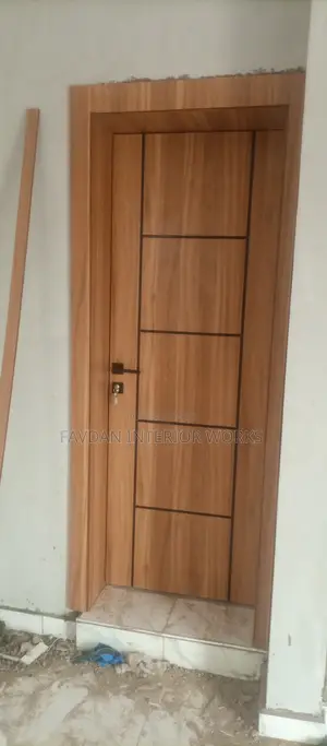 HDF Door With Black T Profile
