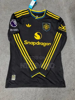 Classic Long Sleeve Jerseys for a Fresh Look”
